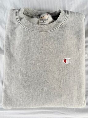 Champion Men’s Light Gray Crewneck Sweatshirt with Red & White Logo